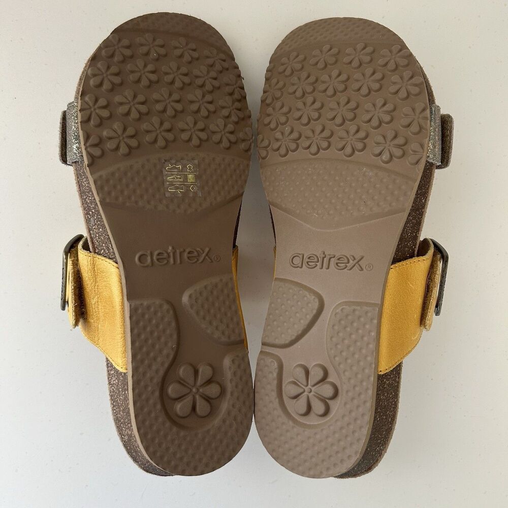 Aetrex Daisy Sandals Women Sz 8.5 Yellow Gold Leather Comfort Arch Slide Slip On - Picture 10 of 11